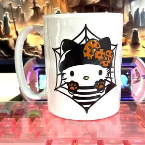 Hello Kitty Halloween Mug Bandit White Orange Black Cobweb 17oz 2024 Sanrio